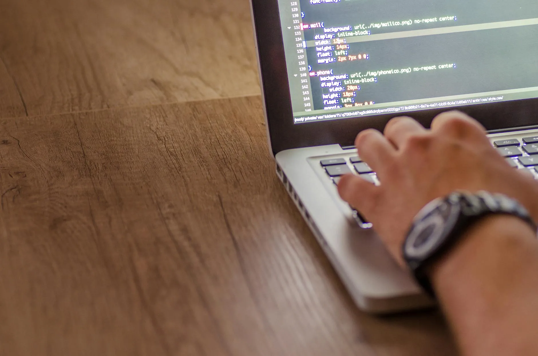 Layanan jasa website profesional di Klaten untuk UMKM, meningkatkan visibilitas online dan penjualan